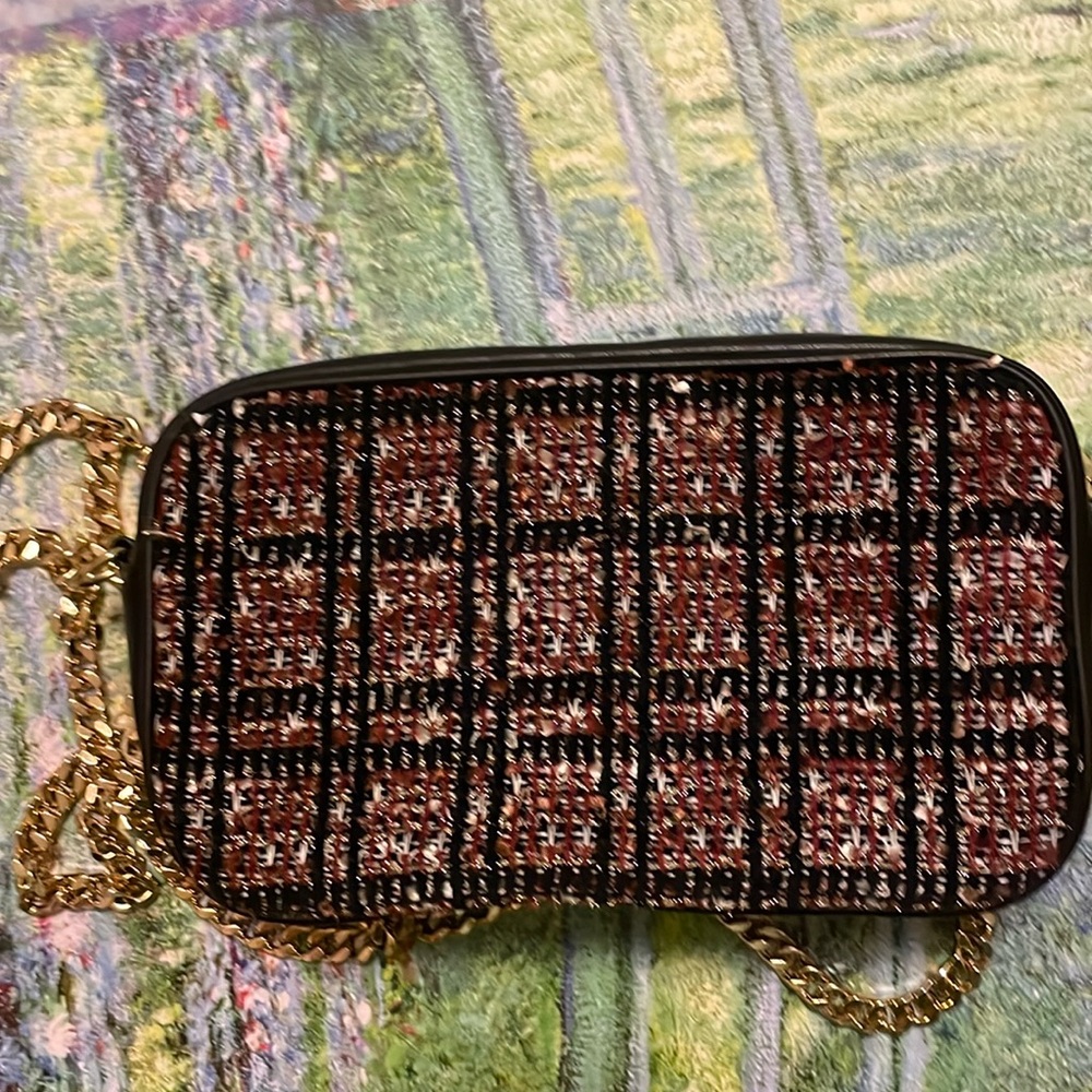 Express Tweed Crossbody Bag with Gold Chain